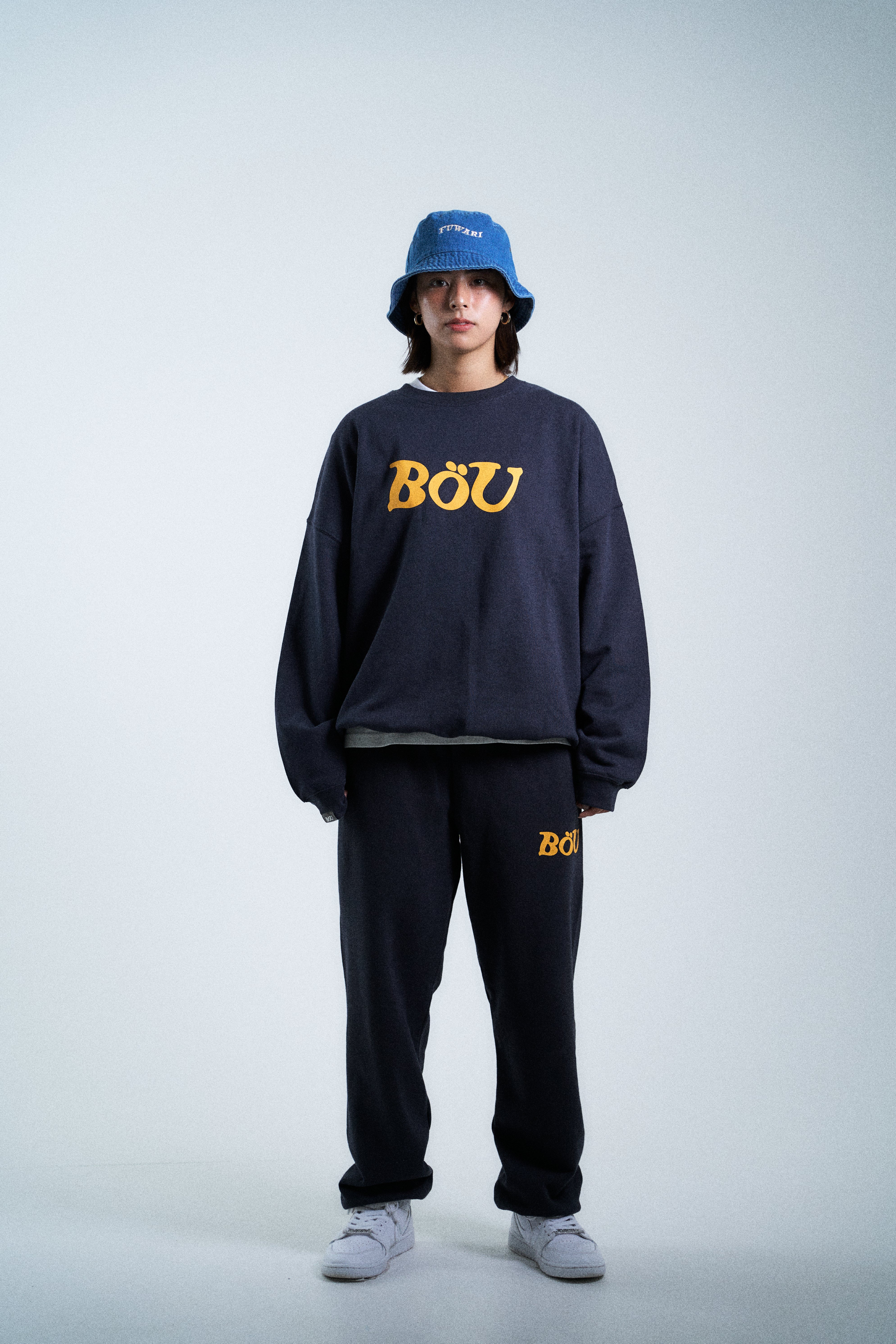 WAVE LOGO SWEAT PANTS（NAVY） – BöU Official Store