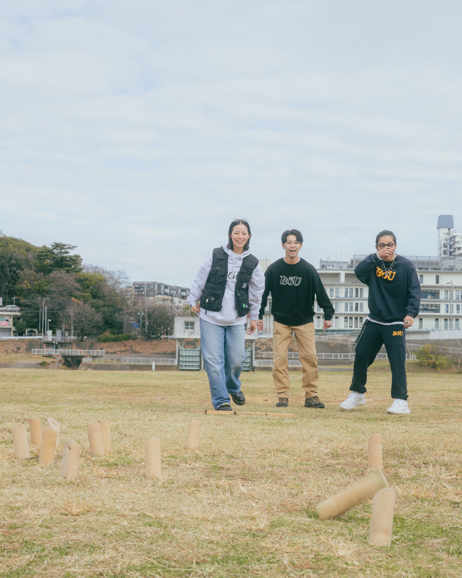 WAVE LOGO SWEAT SHIRT（NAVY）