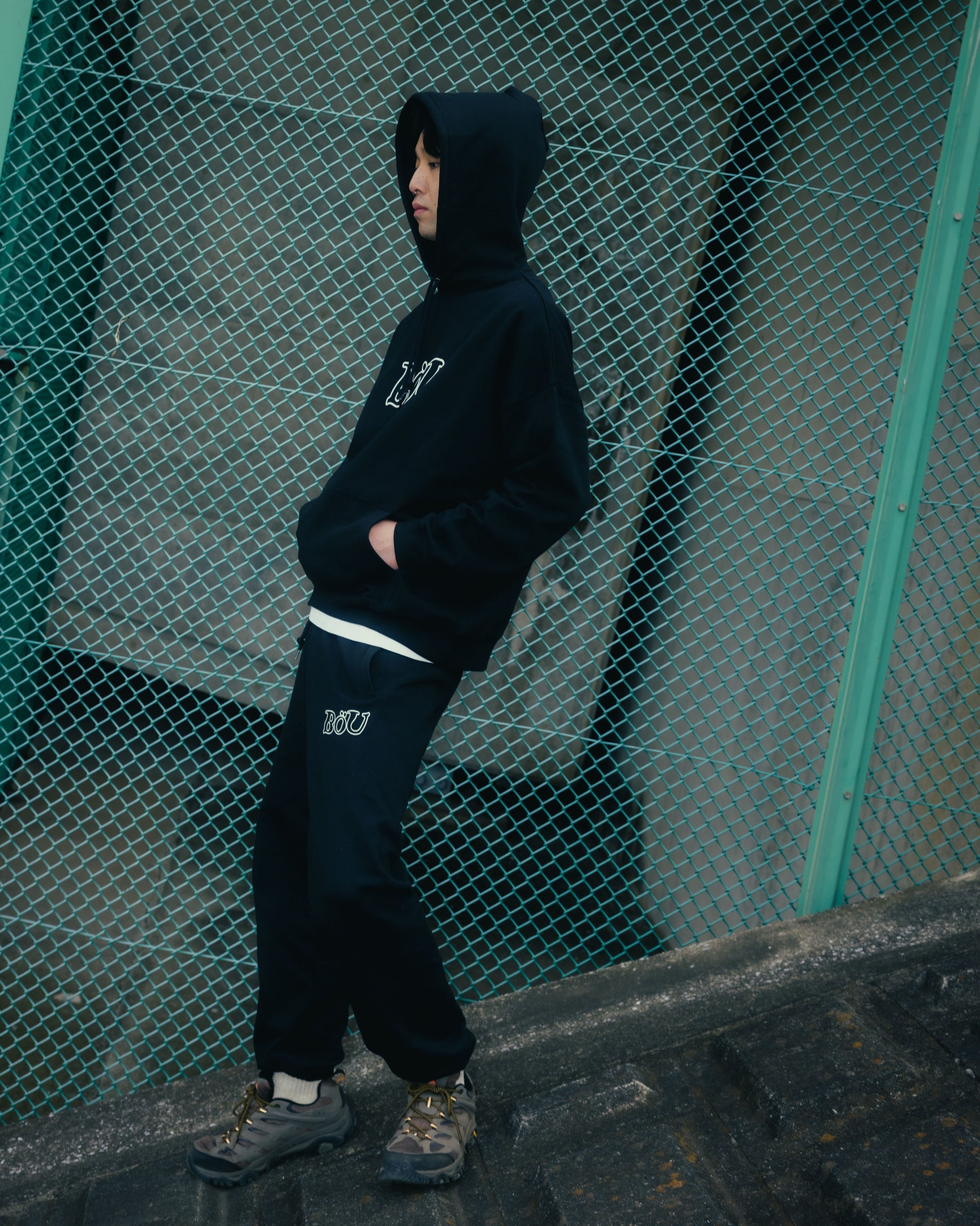 WAVE LOGO PARKA（BLK）