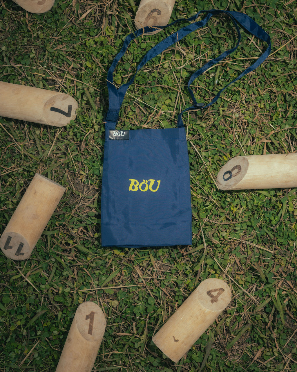 SLUNG SKITTLE BAG（NAVY）